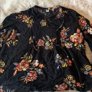 Old navy black floral blouse